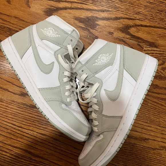 Nike Shoes - Jordan 1 Retro High OG - Seafoam